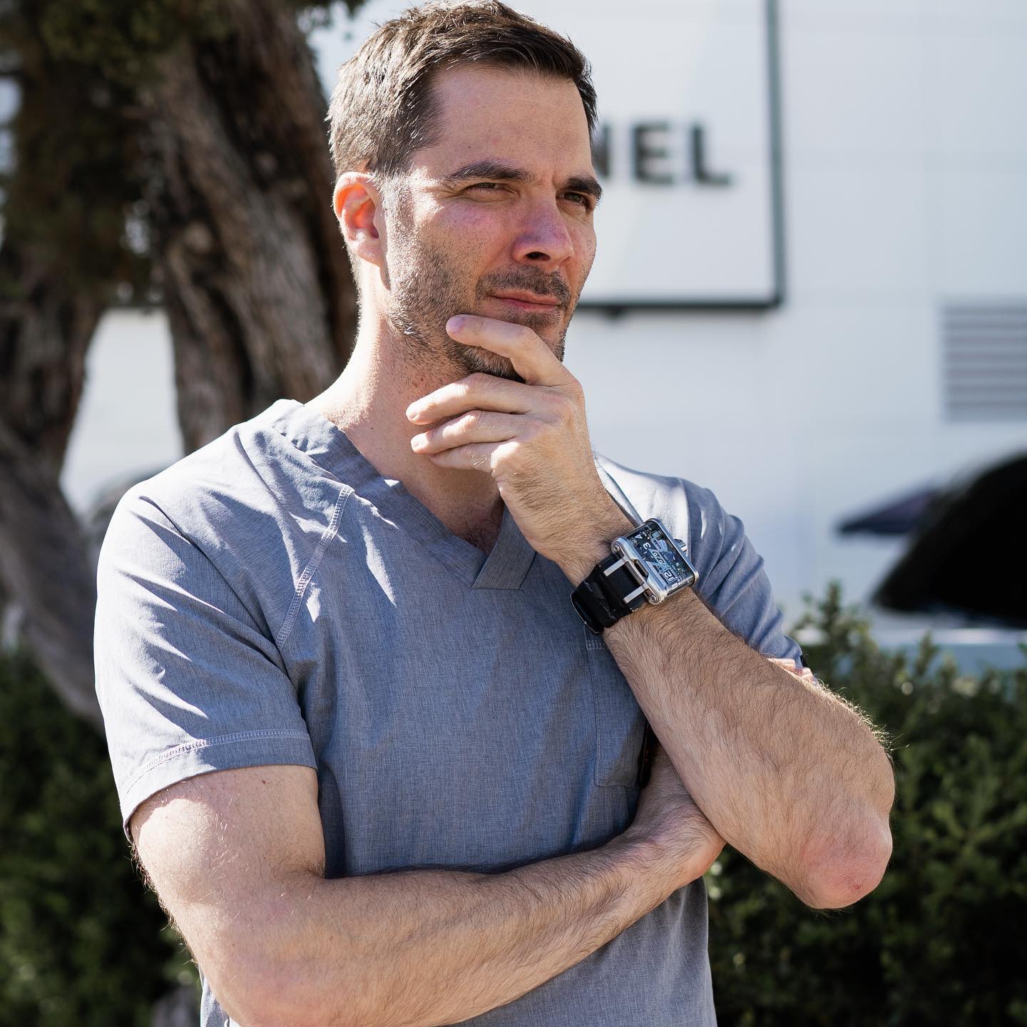 Dr. Tim Neavin